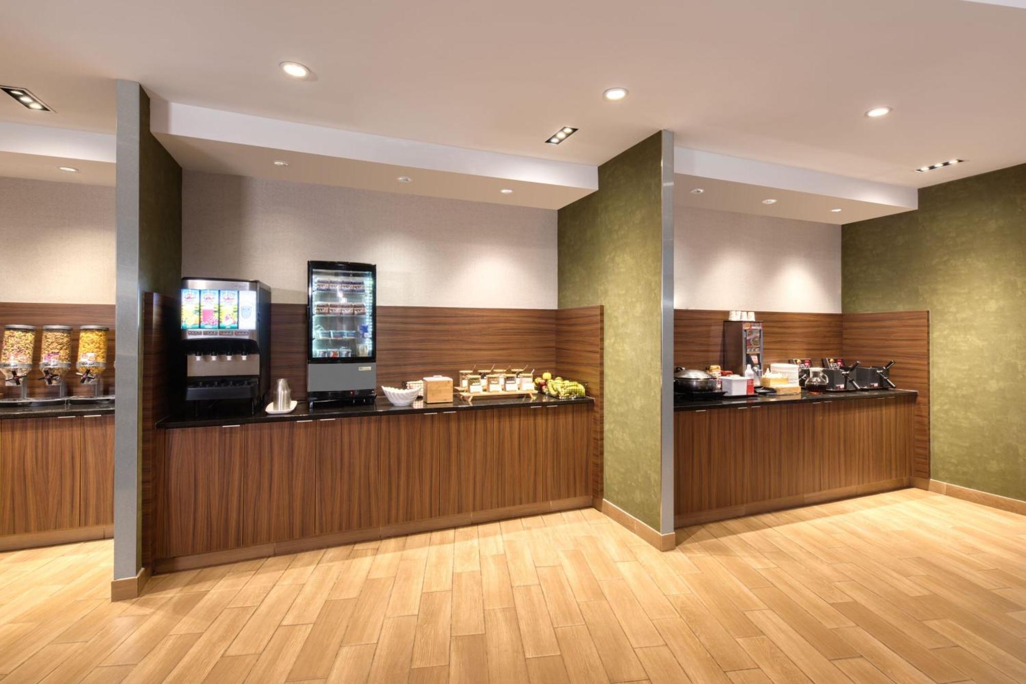 Fairfield Inn & Suites By Marriott Moncton Exterior foto